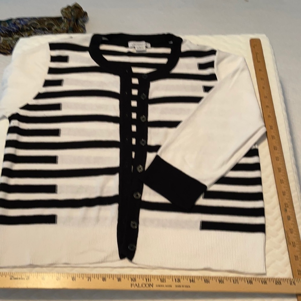 Liz Claiborne cardigan